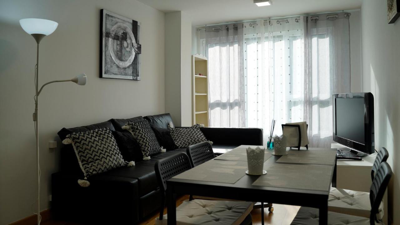 Ferienwohnung Solares Style Vistas Al Rio Miera Exterior foto