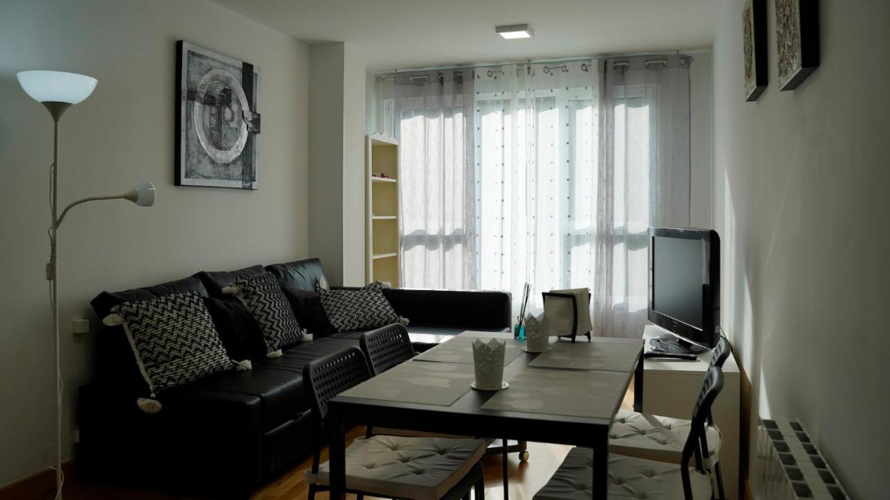 Ferienwohnung Solares Style Vistas Al Rio Miera Exterior foto